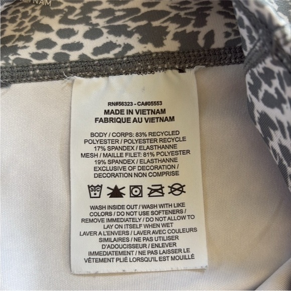 Nike Dri-Fit Size XS Smoke Grey and White Leopard High-Rise Leggings. - Picture 8 of 8